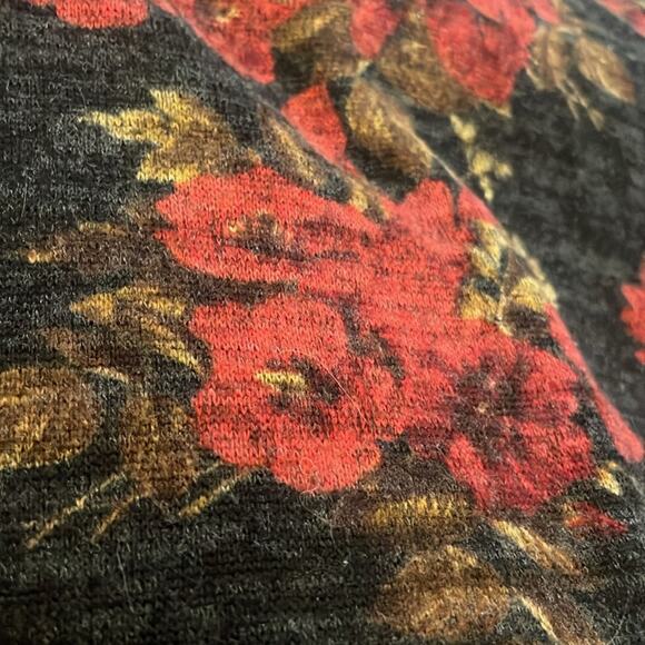 Agnes & Dora Rose Sweater Size small - Picture 6 of 6